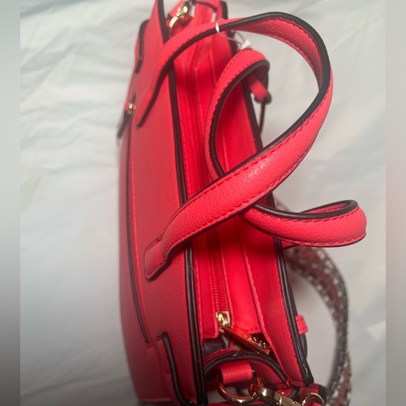 Handbag - Picture 5 of 6